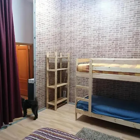In Bb - Bed 10 In A 6-bed Mixed Affittacamere *